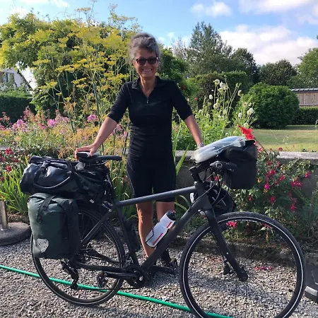 Pomme Happy Close To Bayeux Normandie 1 Pers